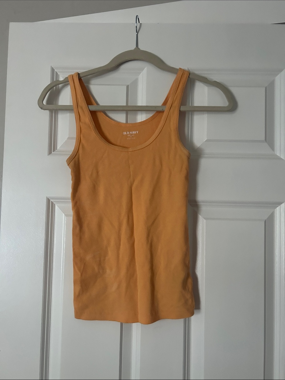 Old Navy Women's Orange Scoop Neck Tank